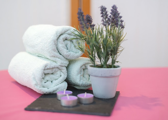 Rucnici i lavanda u salonu